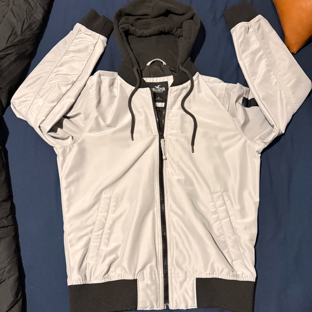 Hollister Gray and Black Puffer Jacket